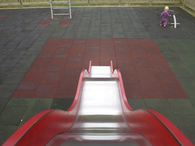 playground series "009" by Raphael Egel